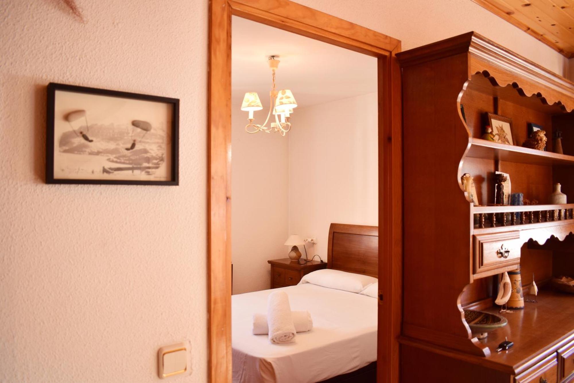 Saliecho Acogedor Apartamento Jardin Y Piscina Sallent De Gallego Bagian luar foto